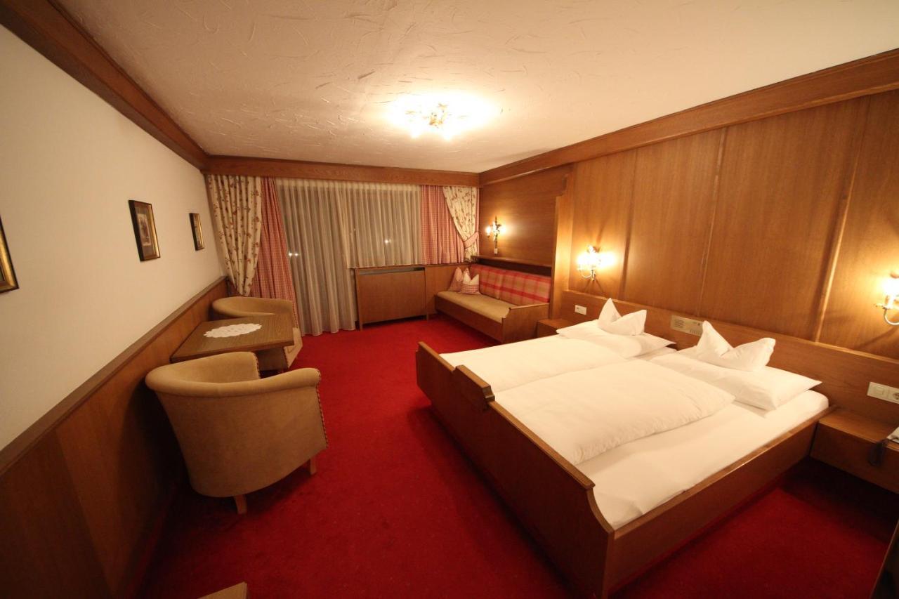 Hotel Almhof Neustift im Stubaital Exterior photo